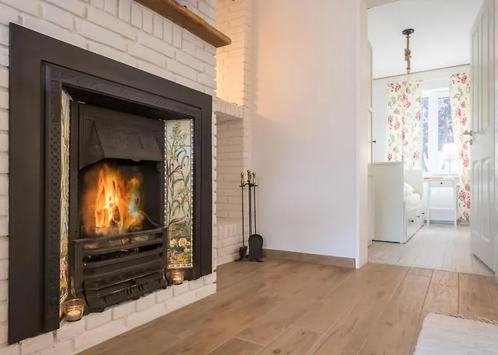 Achterkajuete شقة